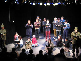 2��22���̃s�[�X���[�f�B���O�̗l�q